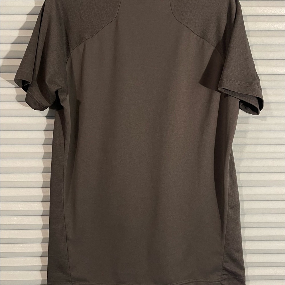 Oakley Men’s Short Sleeve Tee View 2
